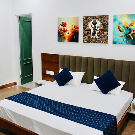 The Loya Hotel Muktsar Екстериор снимка