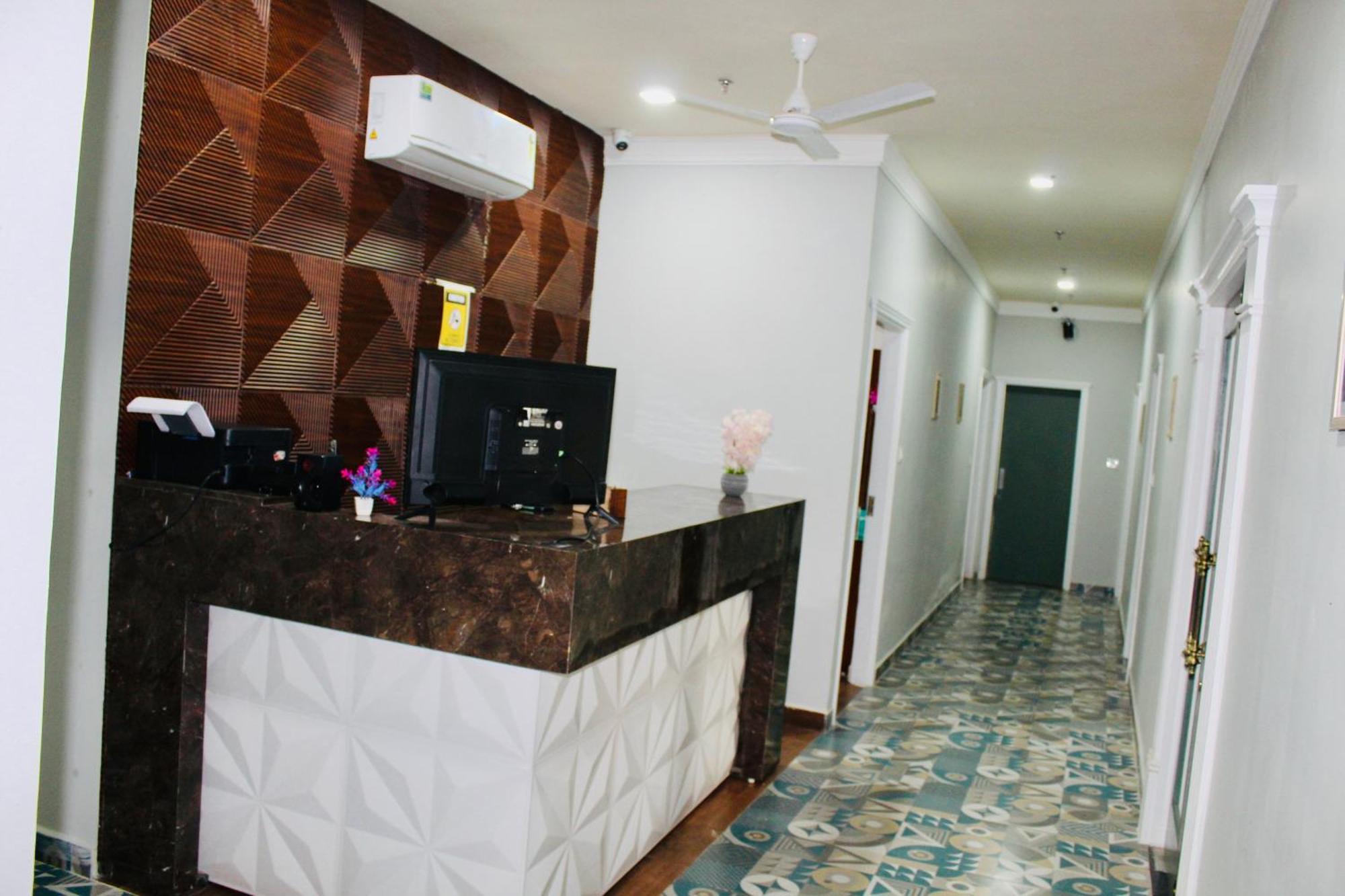 The Loya Hotel Muktsar Екстериор снимка